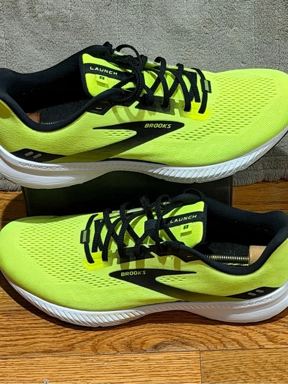 Brooks Launch 8 Running Shoes Men’s Size 12 D Neon Yellow Green Lightweight Walk